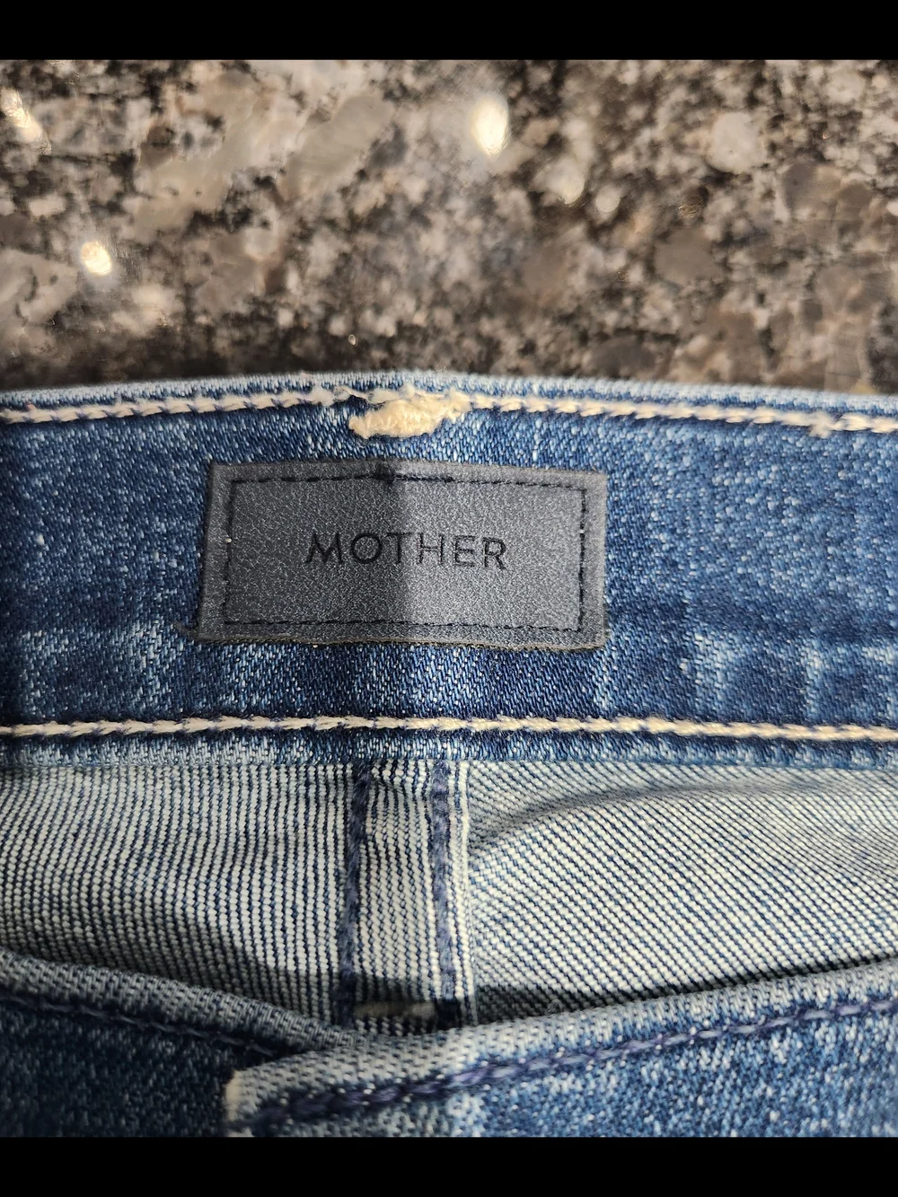 MOTHER Dazzler  Wome's Medium Blue Slim Straight Jeans